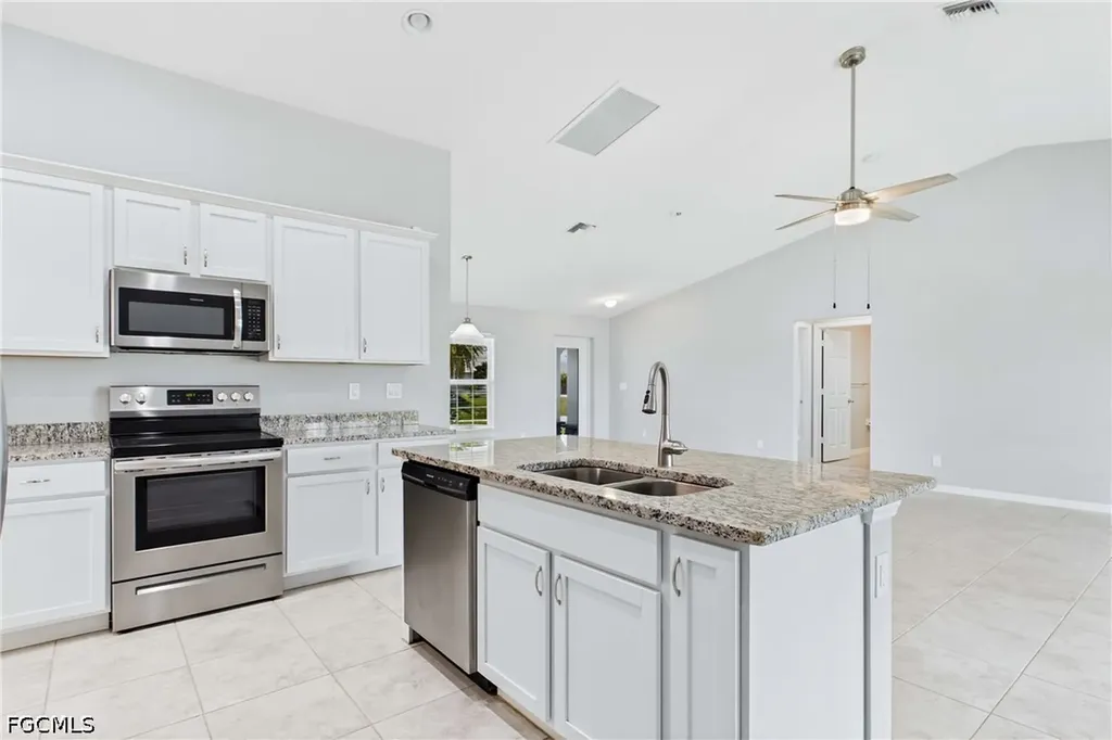540 NW 15th Street Cape Coral FL 33993
