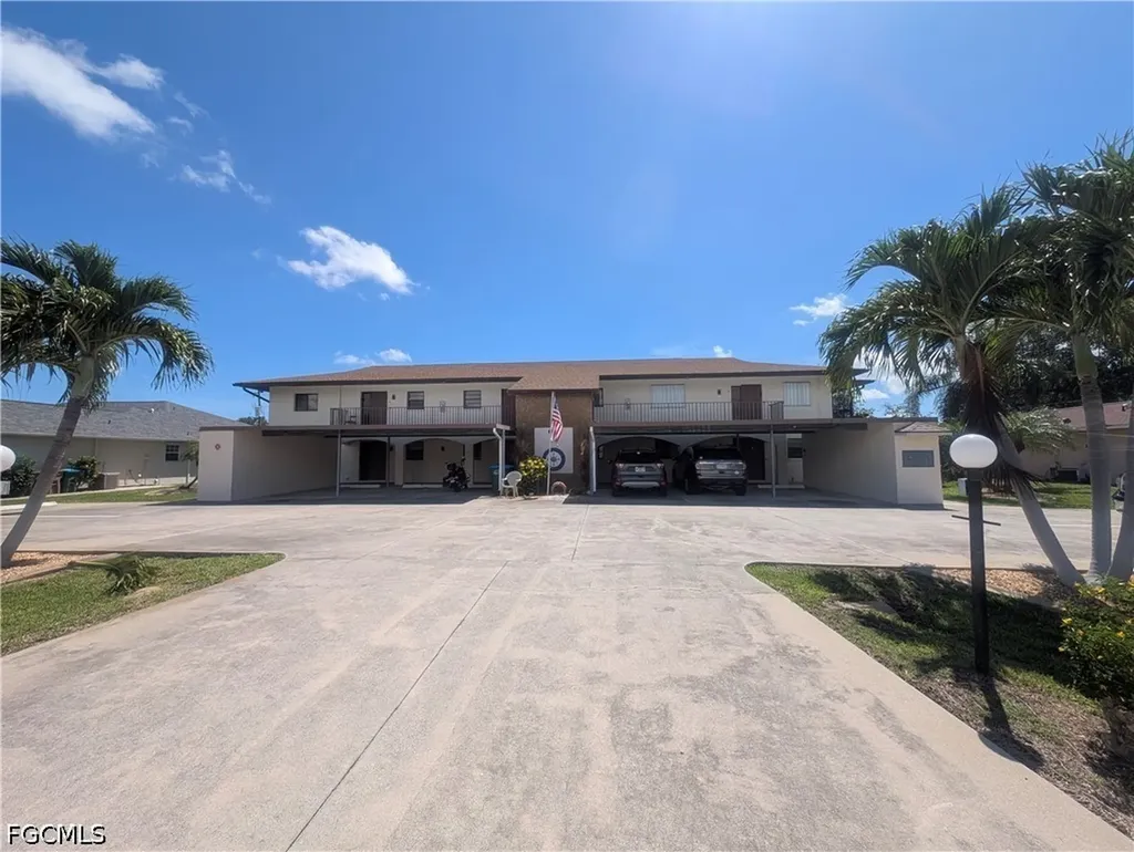 3720 SE 10th Avenue Cape Coral FL 33904