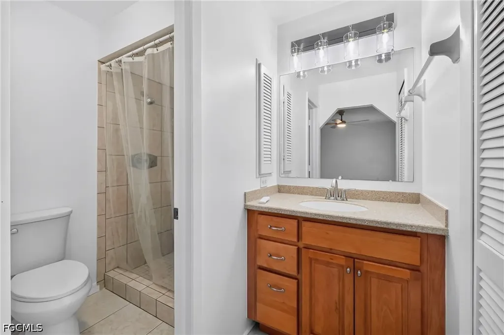 4708 SW 8th Place Cape Coral FL 33914