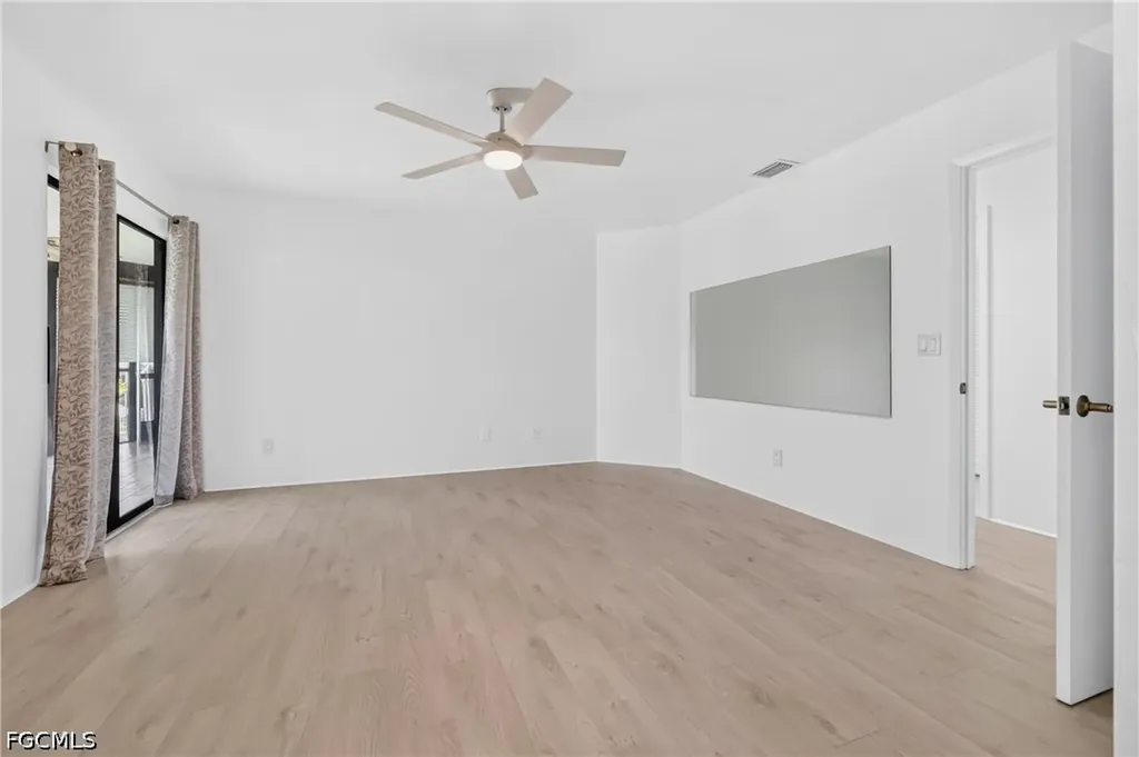 4708 SW 8th Place Cape Coral FL 33914