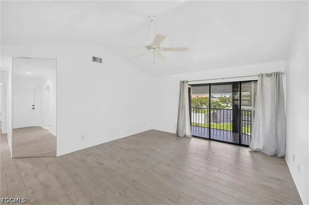 4708 SW 8th Place Cape Coral FL 33914