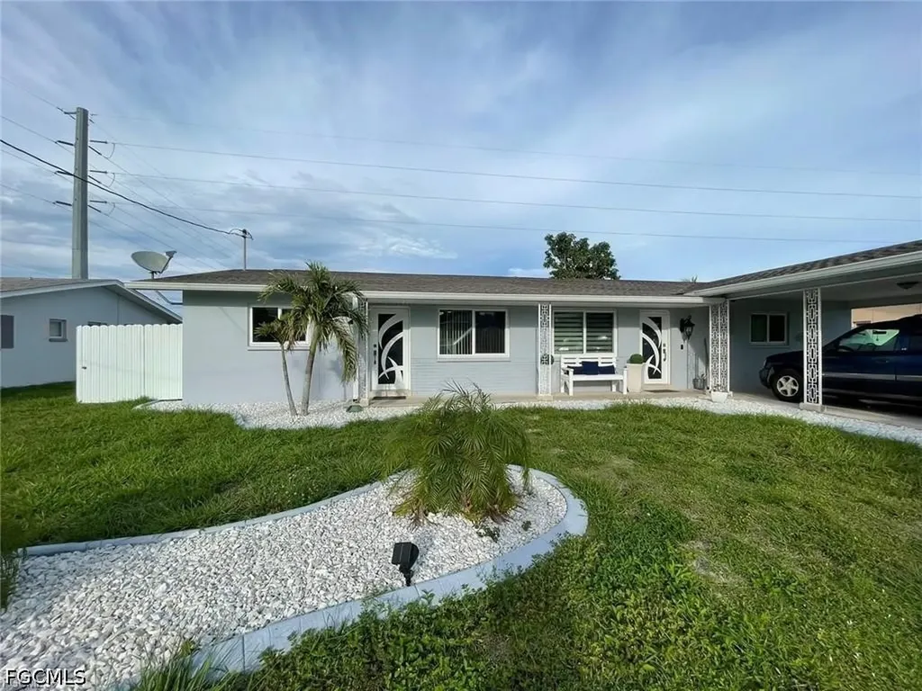 2505 SE 16th Place Cape Coral FL 33904