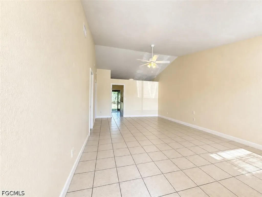 4133 SW 7th Place Cape Coral FL 33914