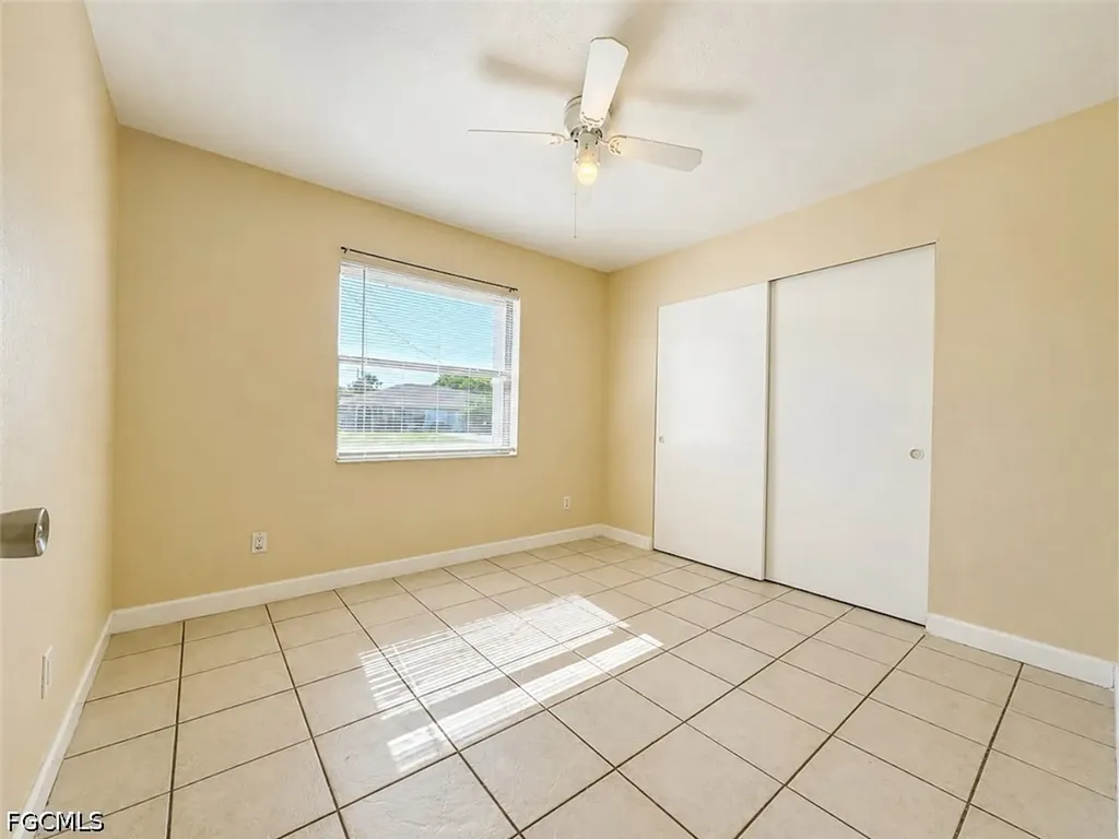 4133 SW 7th Place Cape Coral FL 33914