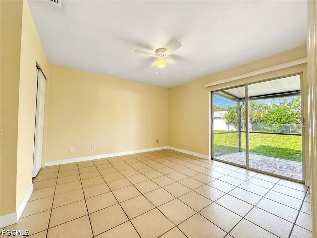 4133 SW 7th Place Cape Coral FL 33914