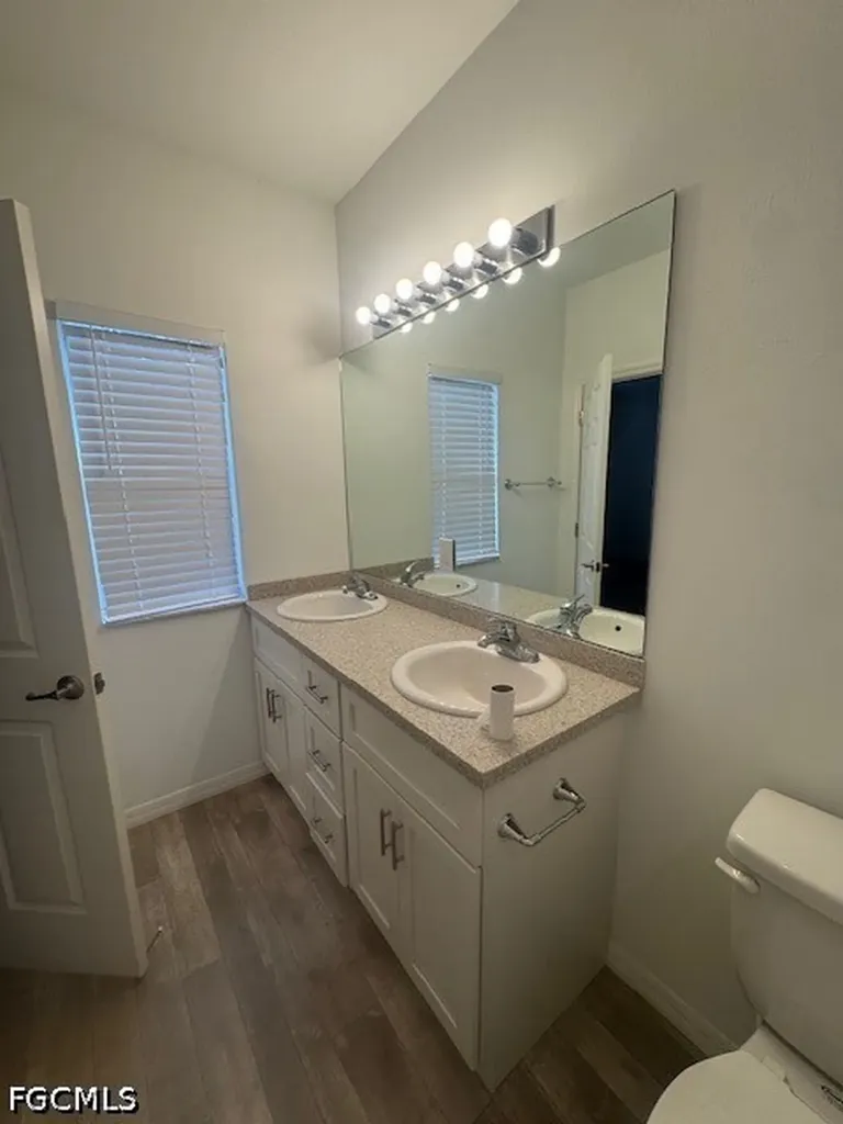 13420 Hidden Palms Cove Fort Myers FL 33908