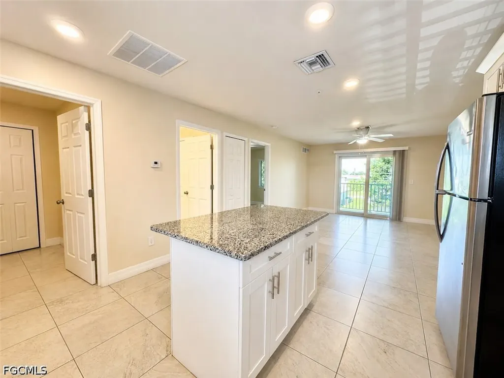 1625 SW 1st Avenue Cape Coral FL 33991
