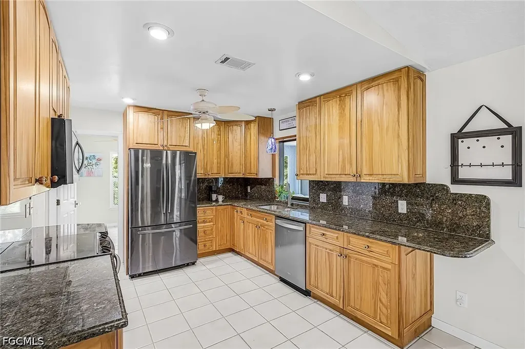15474 Pembrooke Road Bokeelia FL 33922