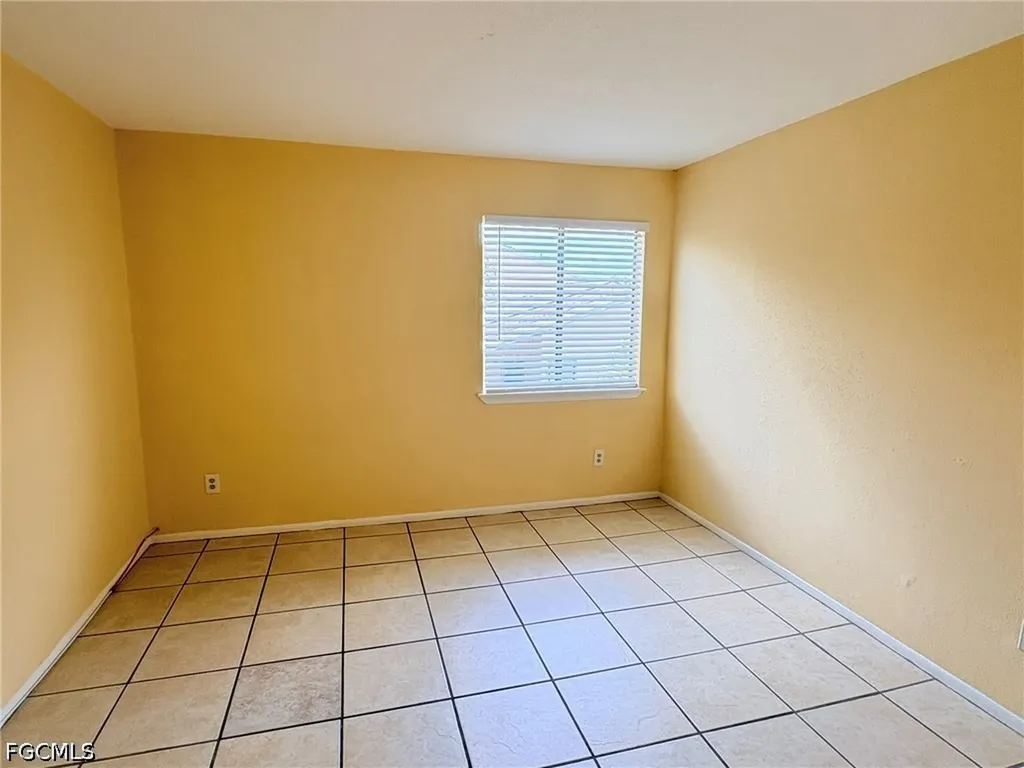 2905 Winkler Avenue Fort Myers FL 33916