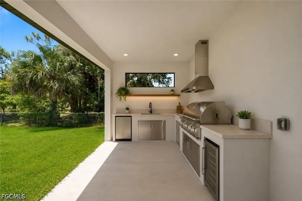 3903 Anita Avenue S Lehigh Acres FL 33976