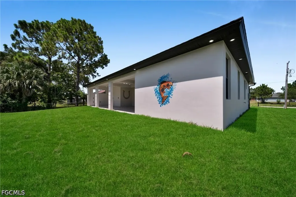 3903 Anita Avenue S Lehigh Acres FL 33976