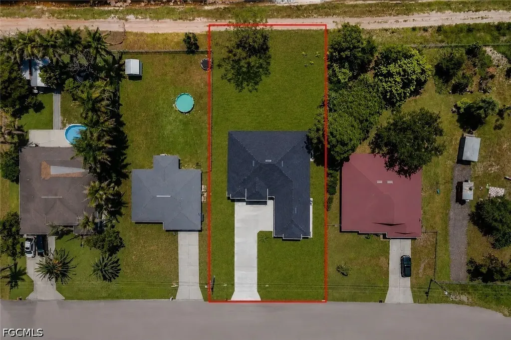 3903 Anita Avenue S Lehigh Acres FL 33976