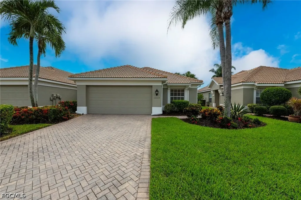 10025 Majestic Avenue Fort Myers FL 33913