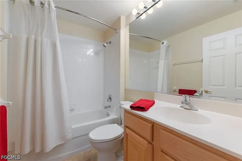 10025 Majestic Avenue Fort Myers FL 33913