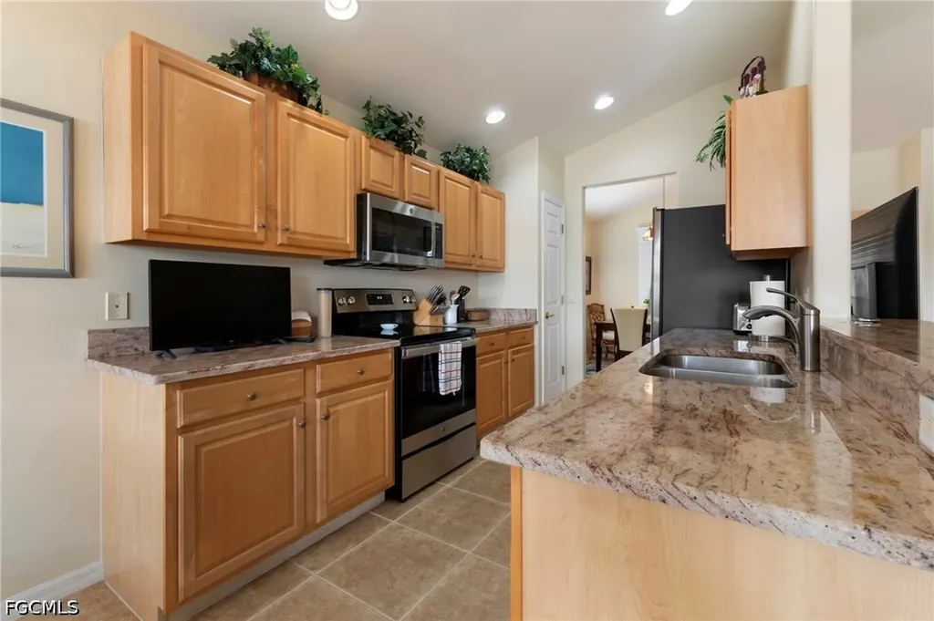 10025 Majestic Avenue Fort Myers FL 33913