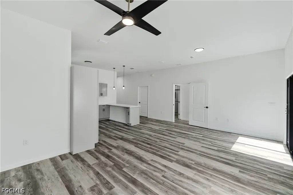 603 Hawthorne Avenue S Lehigh Acres FL 33974