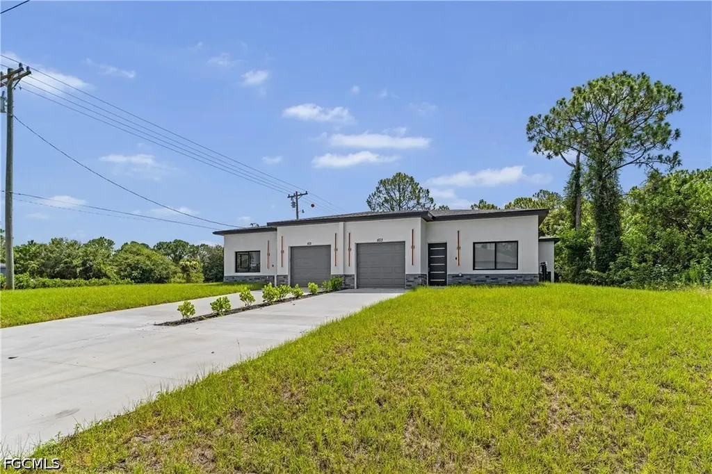 603 Hawthorne Avenue S Lehigh Acres FL 33974