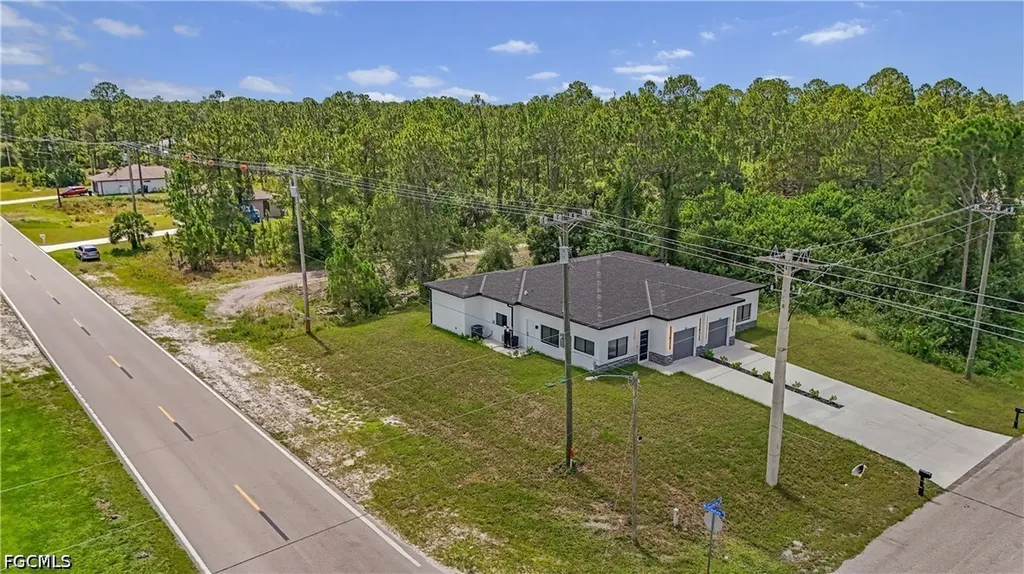 603 Hawthorne Avenue S Lehigh Acres FL 33974