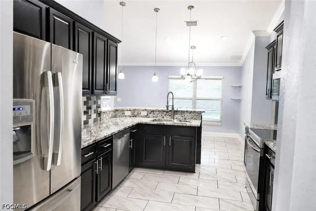 432 Willowbrook Drive Lehigh Acres FL 33972