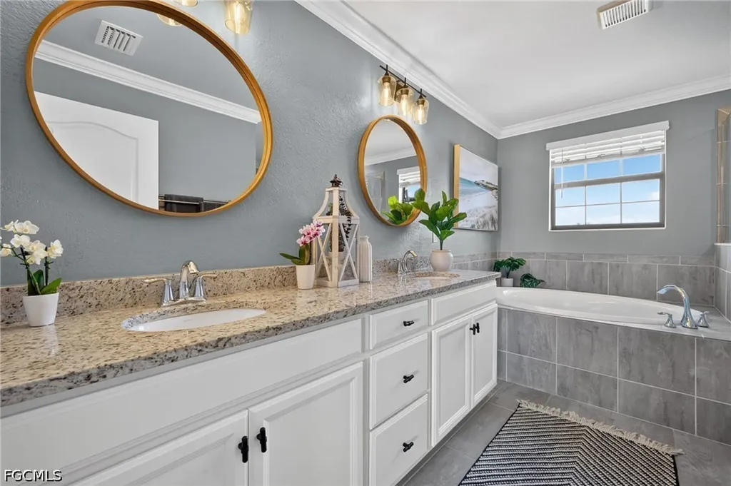 19817 Bittersweet Lane Estero FL 33928