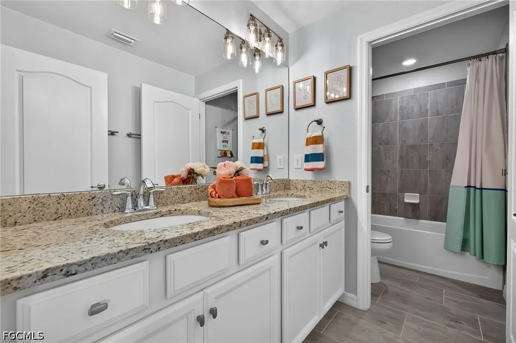 19817 Bittersweet Lane Estero FL 33928