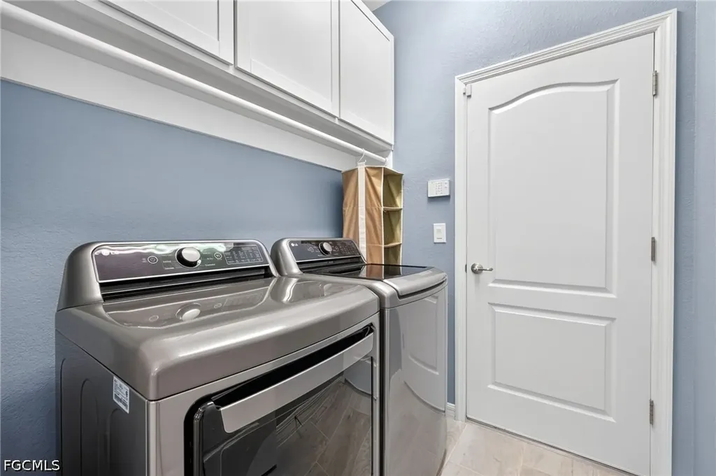 19817 Bittersweet Lane Estero FL 33928