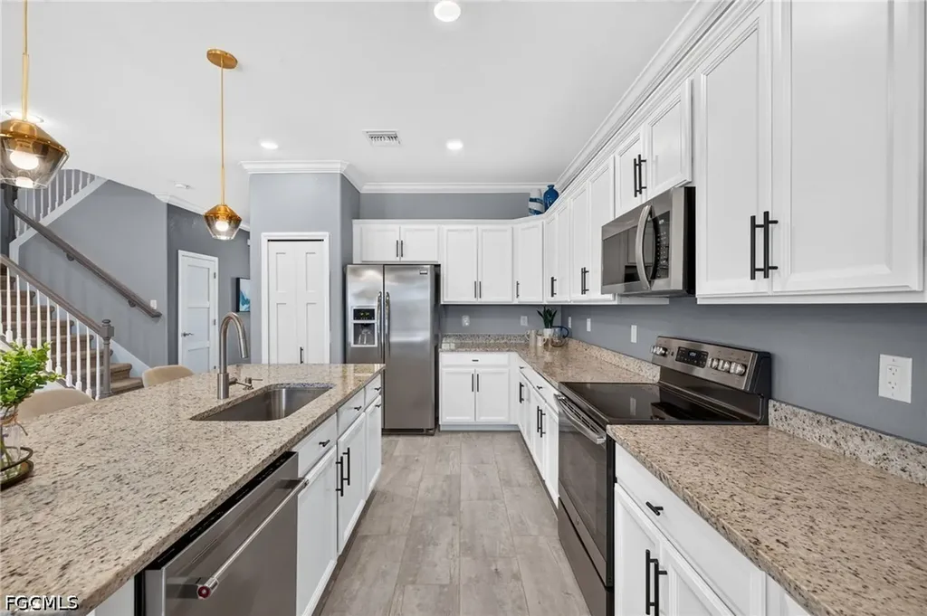 19817 Bittersweet Lane Estero FL 33928
