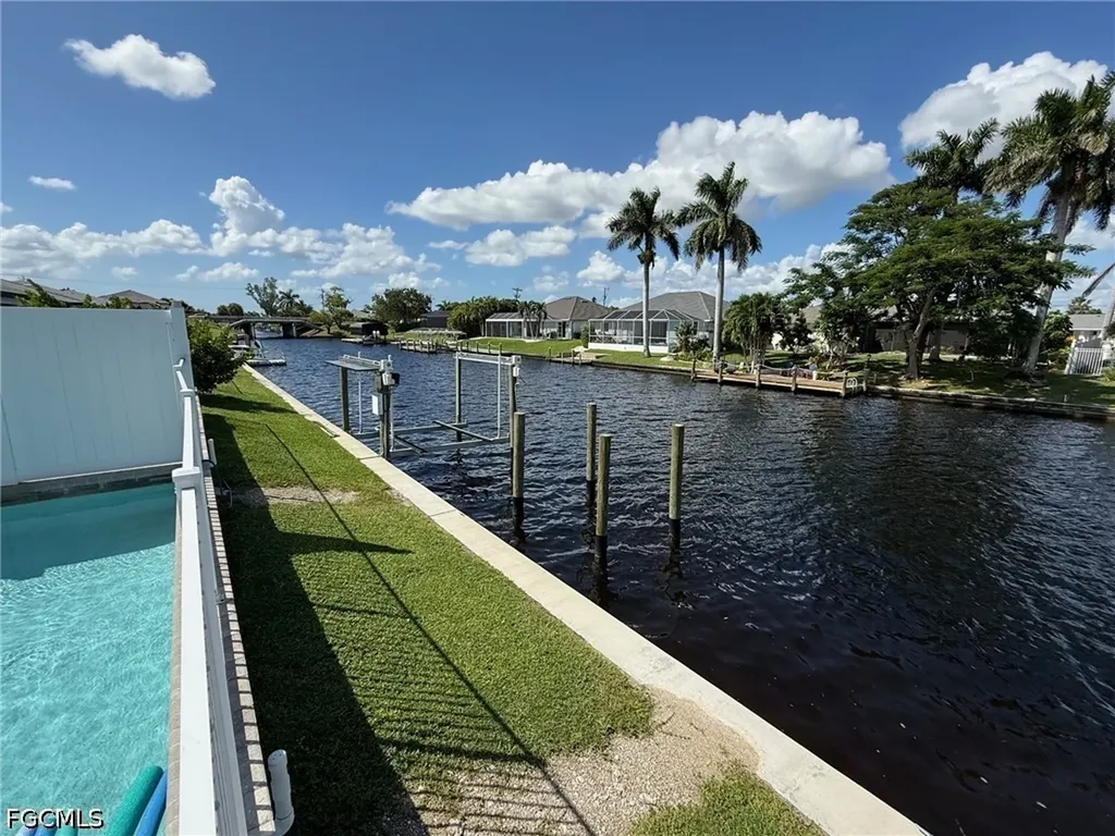 313 SW 47th Terrace Cape Coral FL 33914