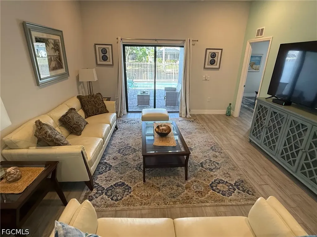 313 SW 47th Terrace Cape Coral FL 33914