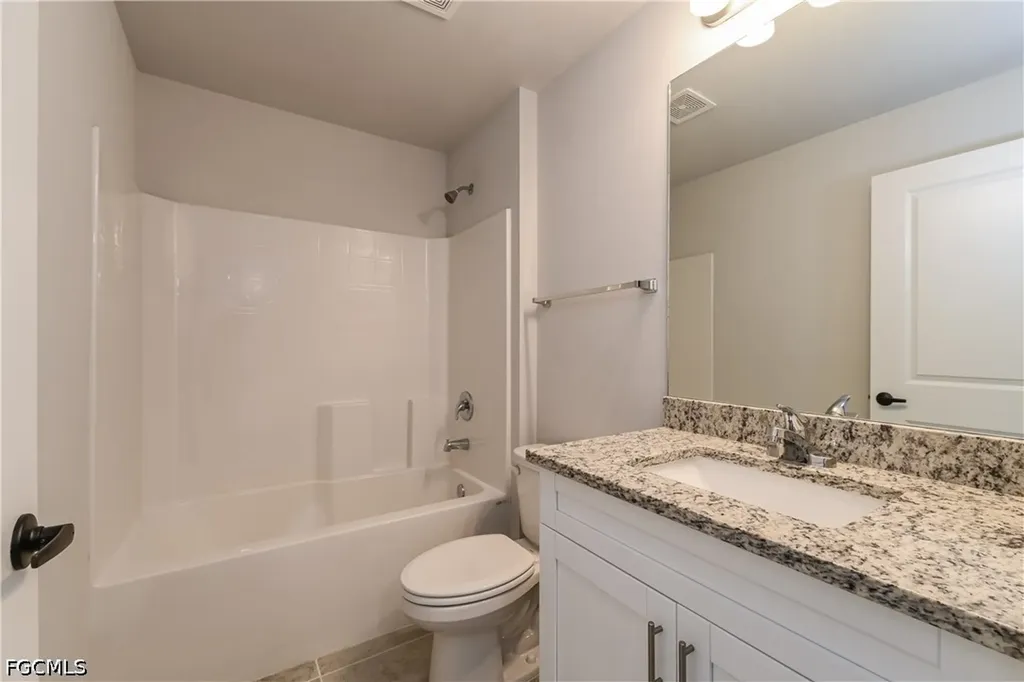 2714 25th Street SW Lehigh Acres FL 33976