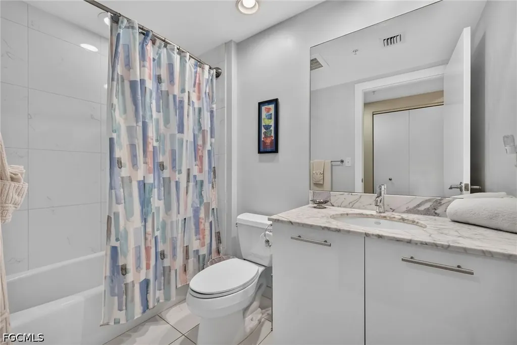 3000 Oasis Grand Boulevard Fort Myers FL 33916