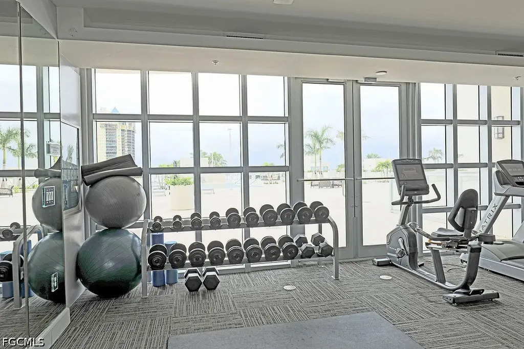 3000 Oasis Grand Boulevard Fort Myers FL 33916