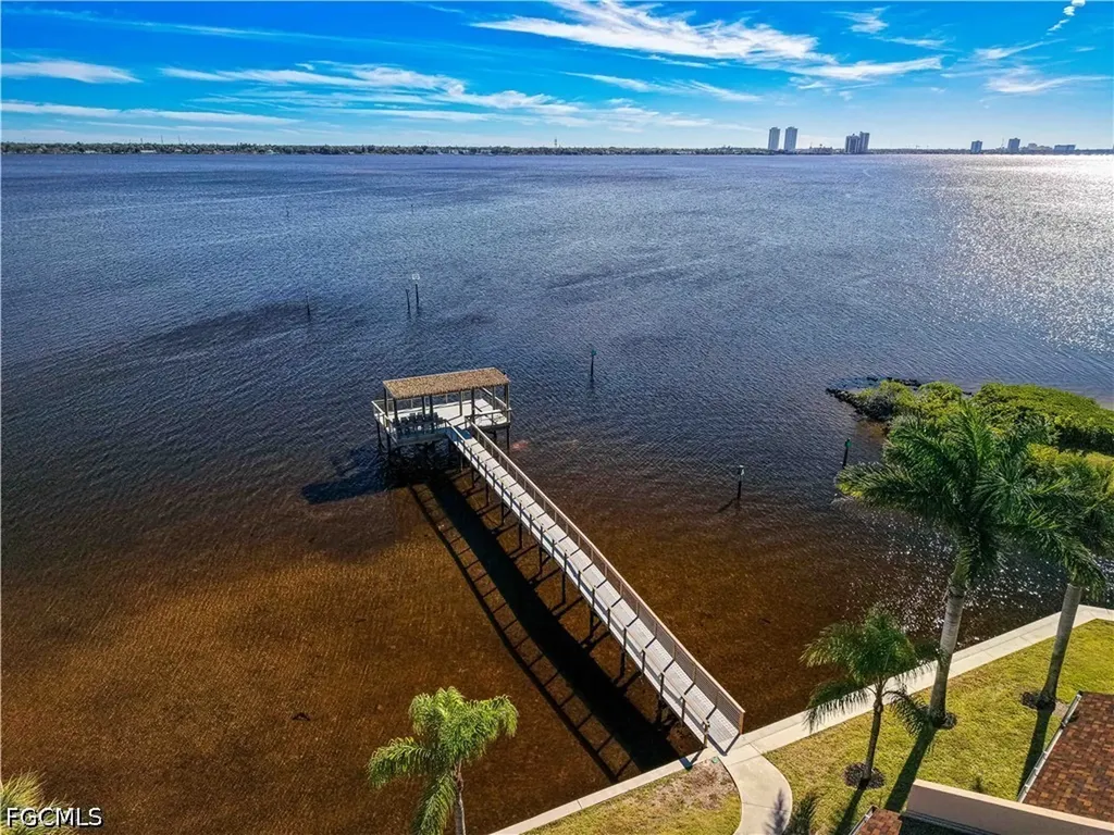 15488 Admiralty Circle North Fort Myers FL 33917