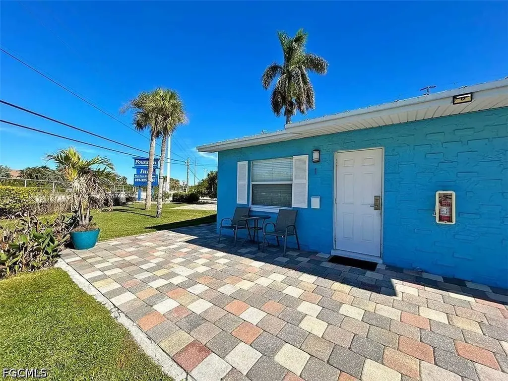14621 Mcgregor Boulevard Fort Myers FL 33908