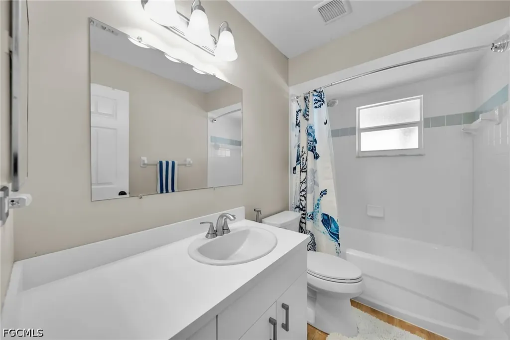 636 SW 10th Street Cape Coral FL 33991