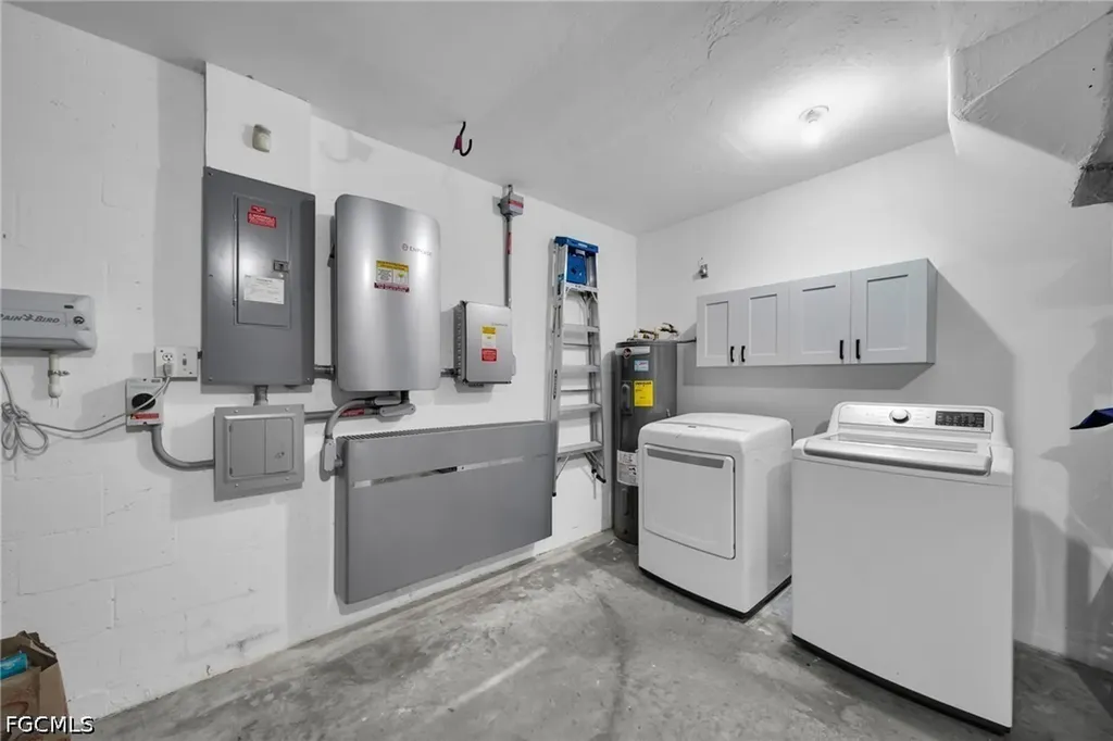 636 SW 10th Street Cape Coral FL 33991