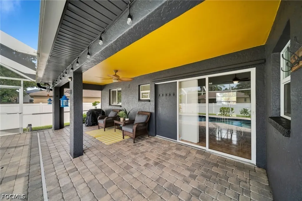 636 SW 10th Street Cape Coral FL 33991