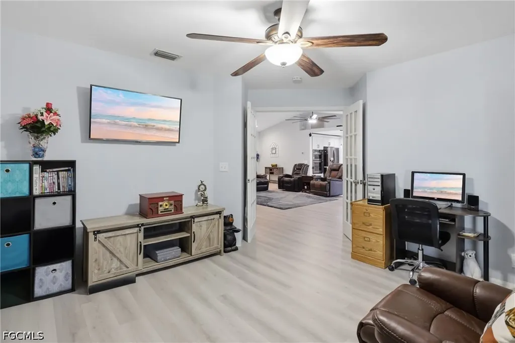 404 Parkdale Boulevard Lehigh Acres FL 33974