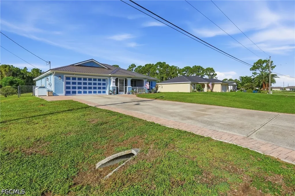 404 Parkdale Boulevard Lehigh Acres FL 33974