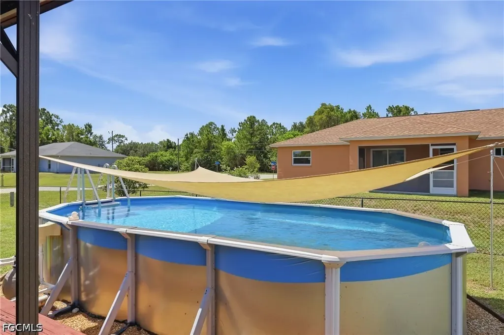 404 Parkdale Boulevard Lehigh Acres FL 33974