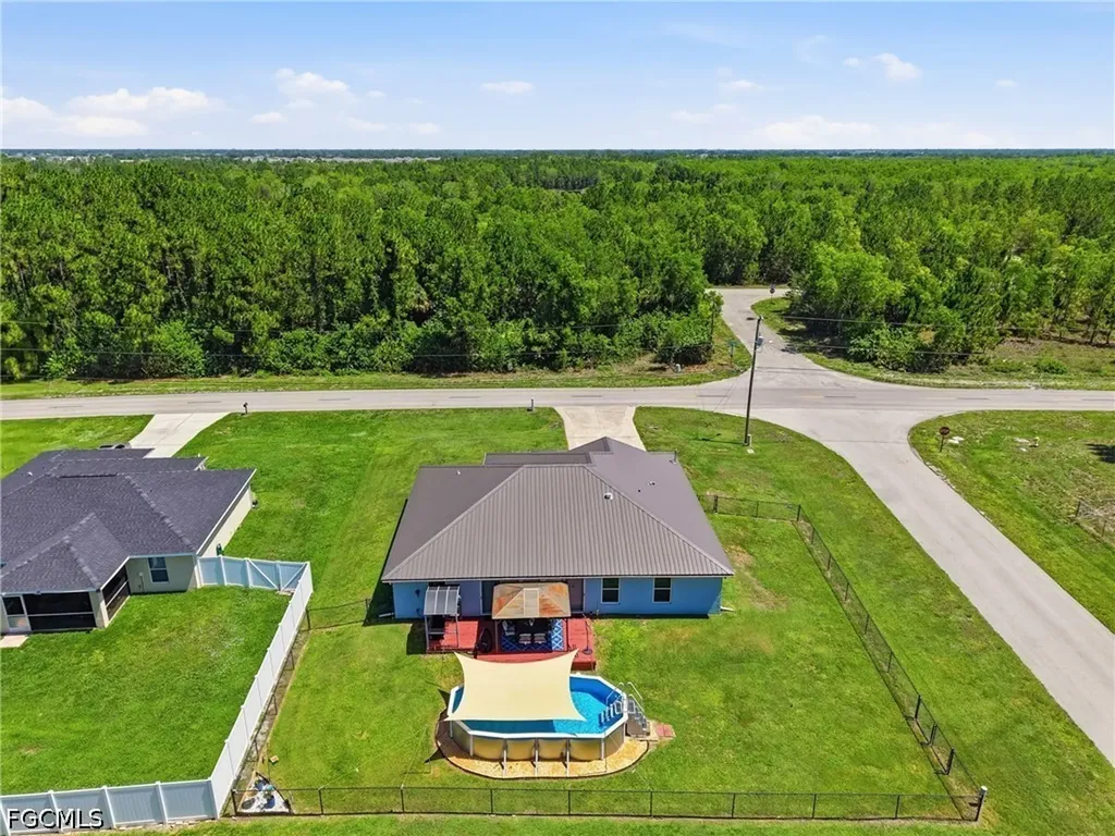 404 Parkdale Boulevard Lehigh Acres FL 33974