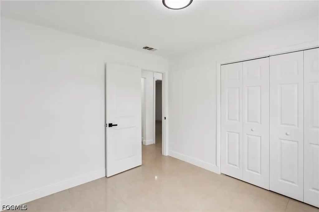 89 Cabana Avenue North Fort Myers FL 33903