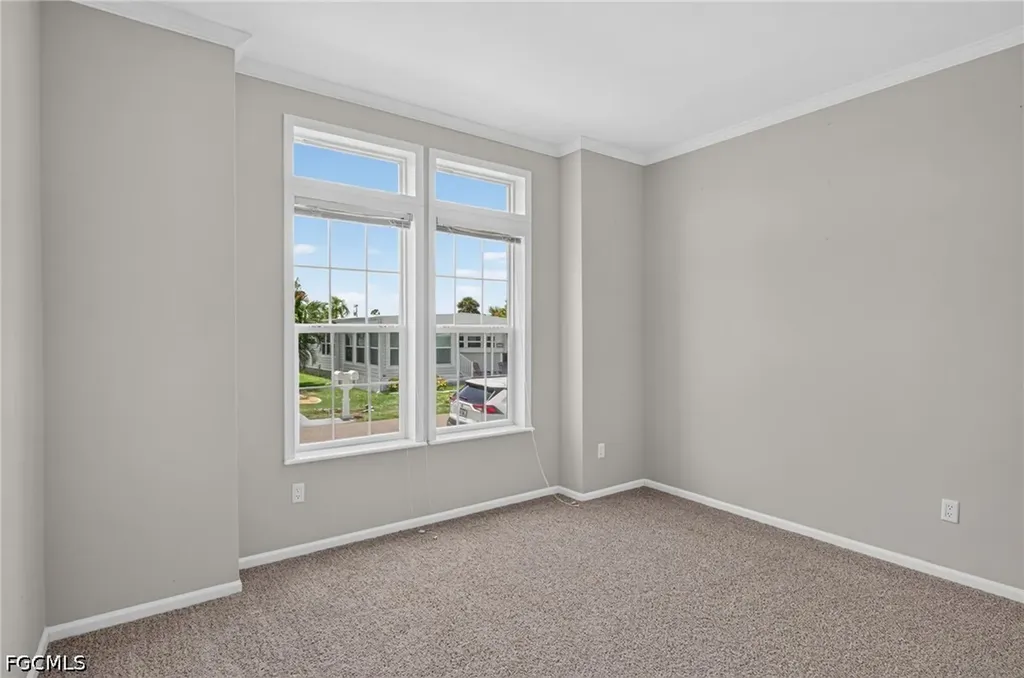 5671 Captain John Smith Loop North Fort Myers FL 33917