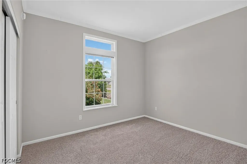 5671 Captain John Smith Loop North Fort Myers FL 33917
