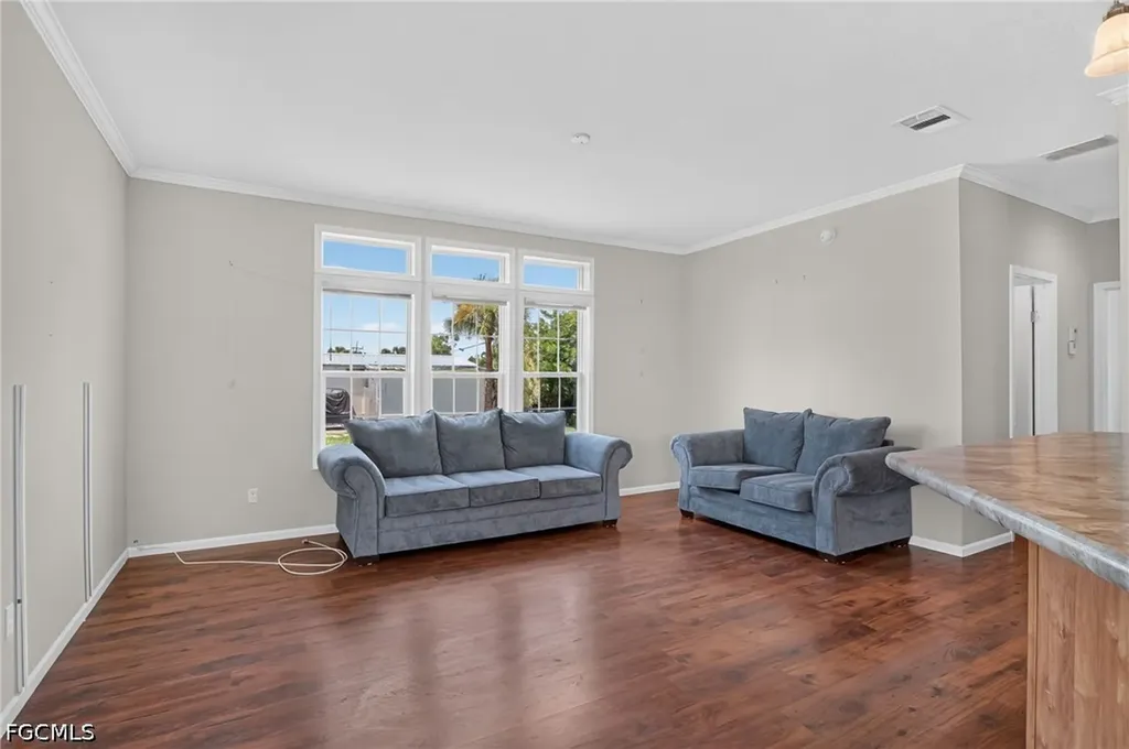 5671 Captain John Smith Loop North Fort Myers FL 33917