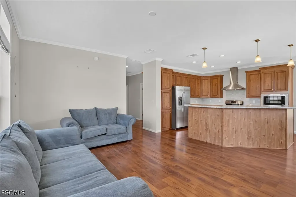 5671 Captain John Smith Loop North Fort Myers FL 33917