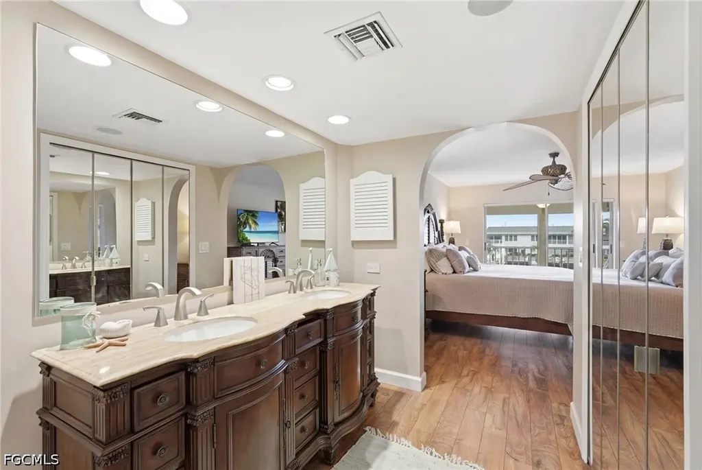 4206 SE 20th Place Cape Coral FL 33904