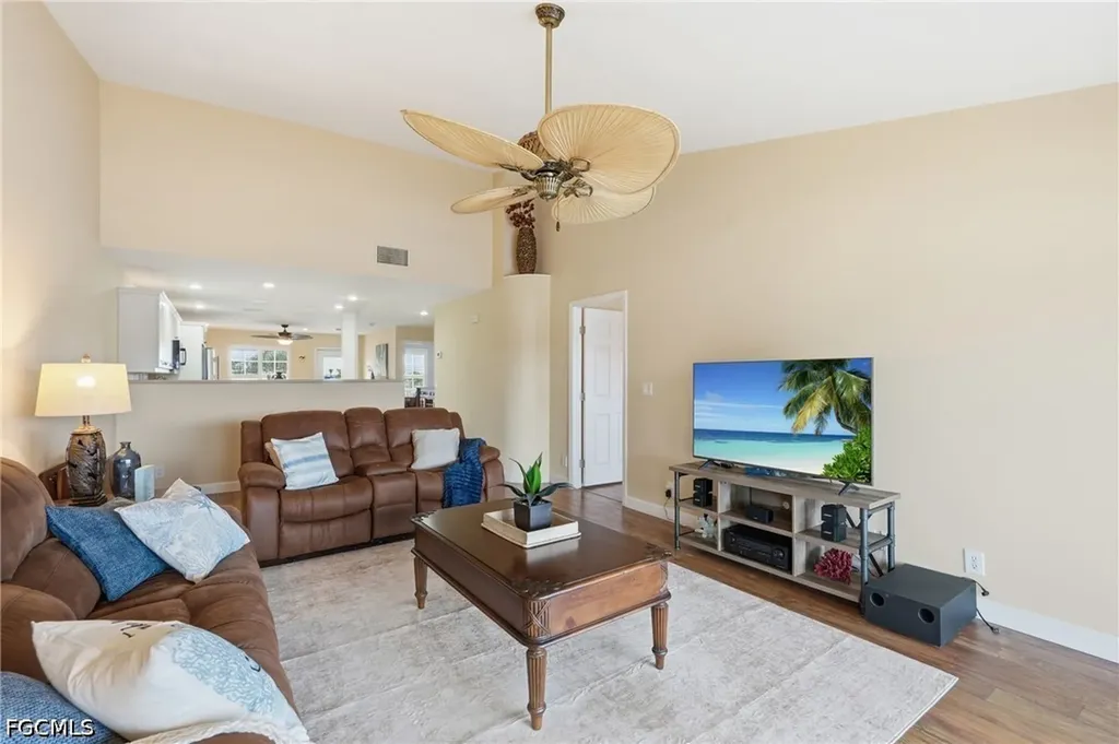 4206 SE 20th Place Cape Coral FL 33904
