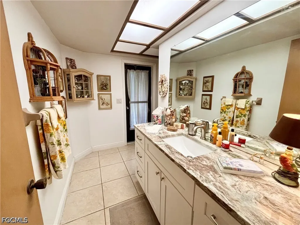 810 El Dorado Parkway W Cape Coral FL 33914