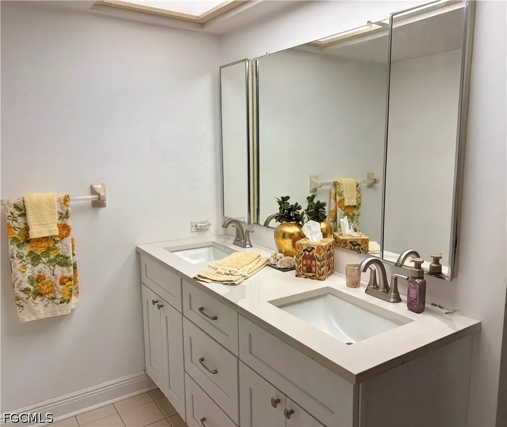 810 El Dorado Parkway W Cape Coral FL 33914